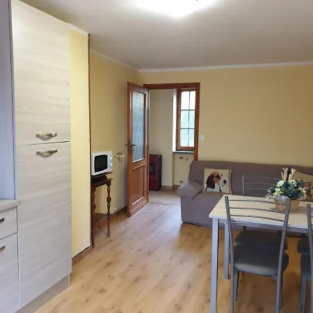 Casa Le Rondini Daire *