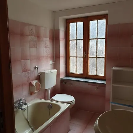 Casa Le Rondini * Mezzenile