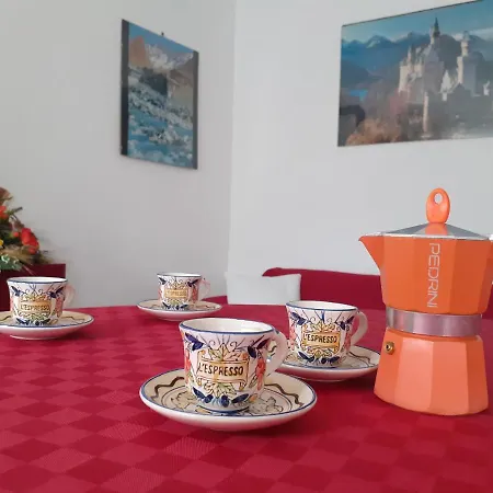 Casa Le Rondini Appartement *